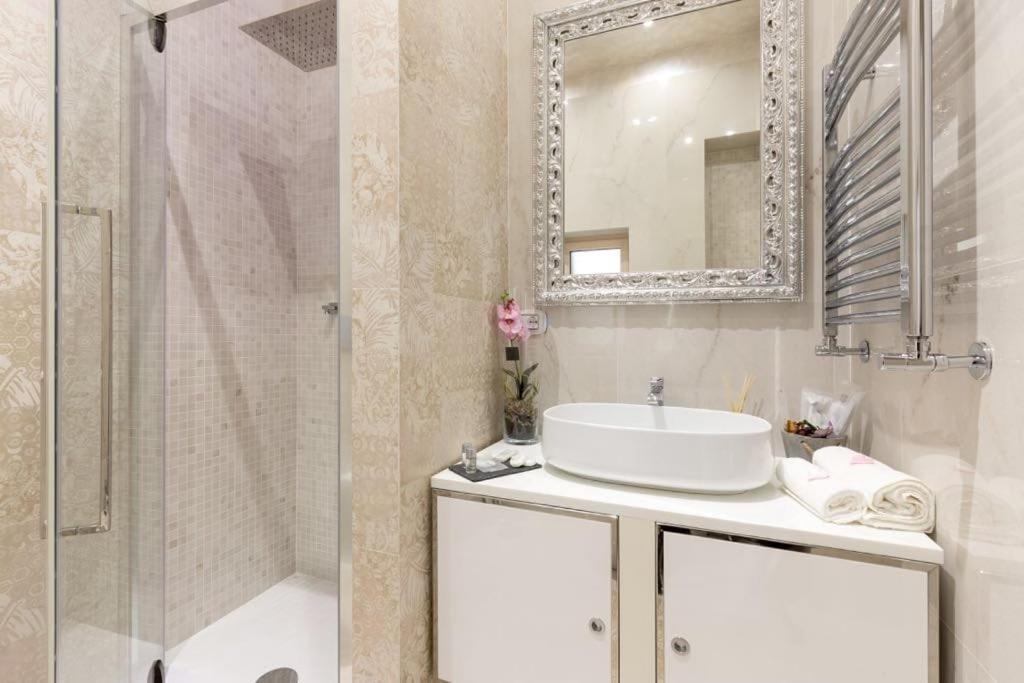 Piazza Venezia Luxury Suite Rzym Zewnętrze zdjęcie