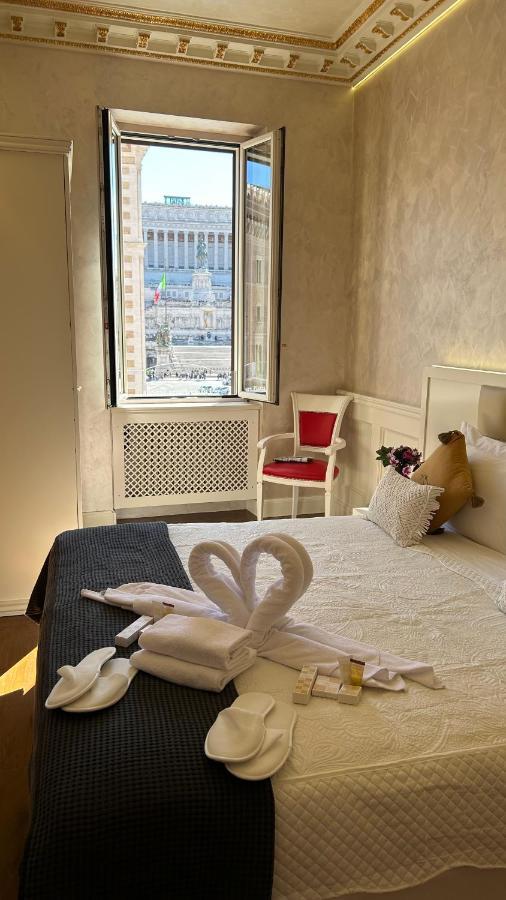 Piazza Venezia Luxury Suite Rzym Zewnętrze zdjęcie