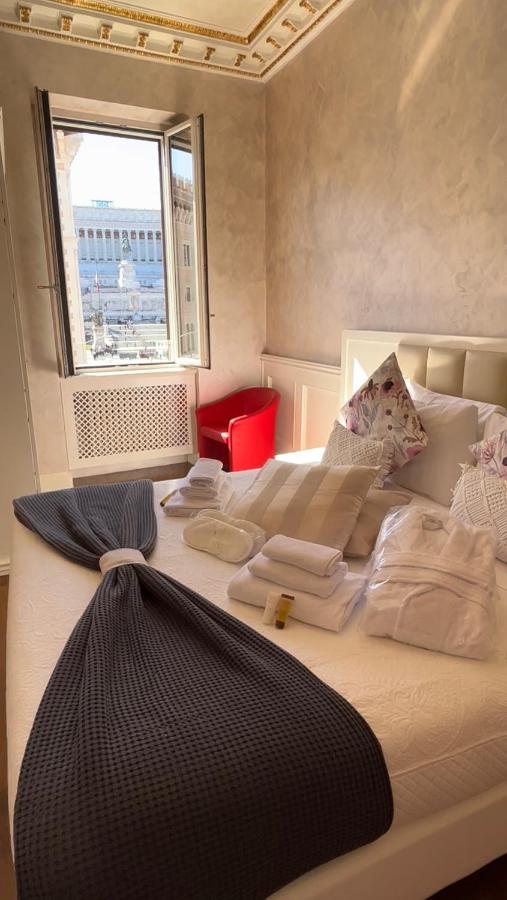 Piazza Venezia Luxury Suite Rzym Zewnętrze zdjęcie