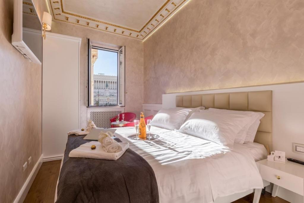 Piazza Venezia Luxury Suite Rzym Zewnętrze zdjęcie