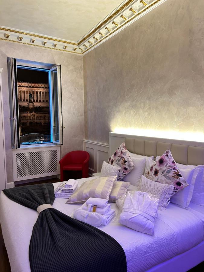 Piazza Venezia Luxury Suite Rzym Zewnętrze zdjęcie
