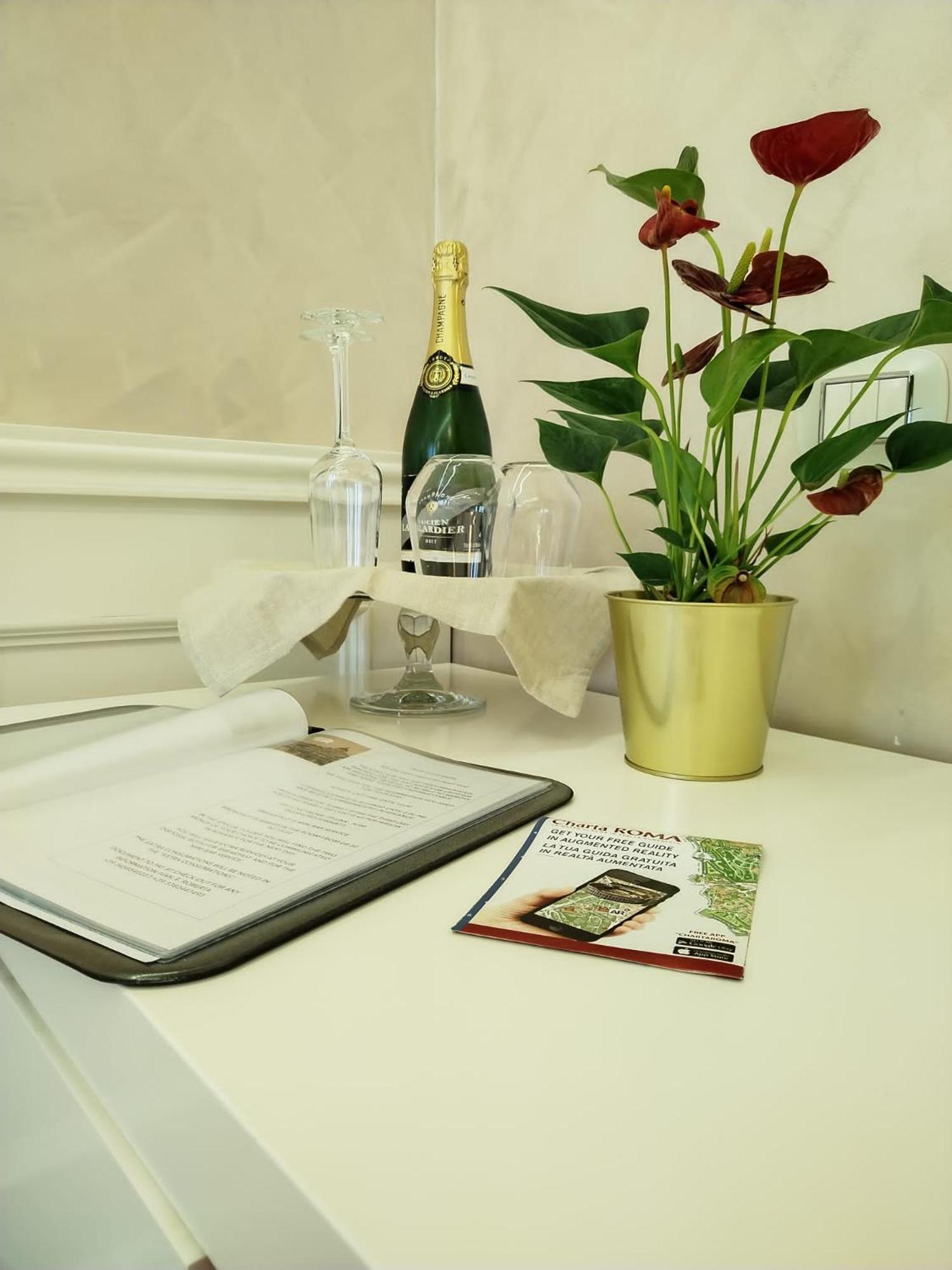 Piazza Venezia Luxury Suite Rzym Zewnętrze zdjęcie